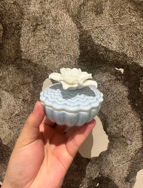 Chahahan Handmade Ceramic Flower Jewelry Box & Tea Storage Jar - Dreamy Blue Edition