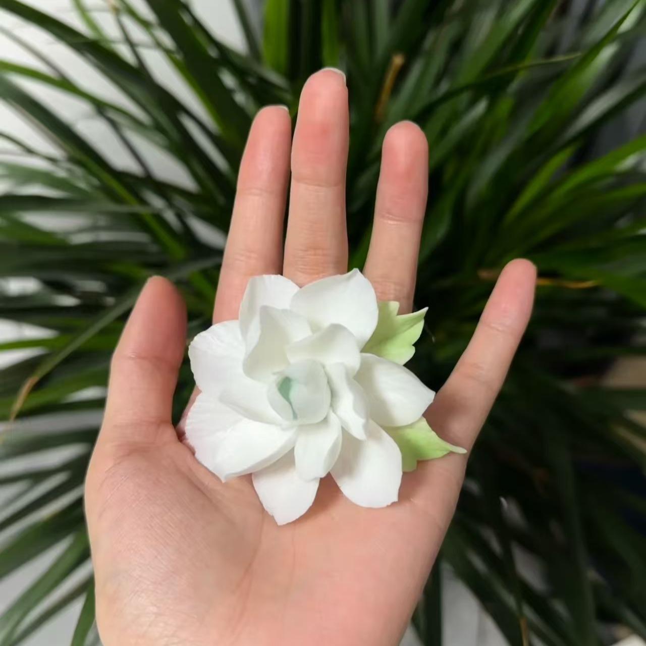 Handmade White Ceramic Jasmine - Dehua Heritage Porcelain Flower for Aromatherapy and Elegant Home Decor