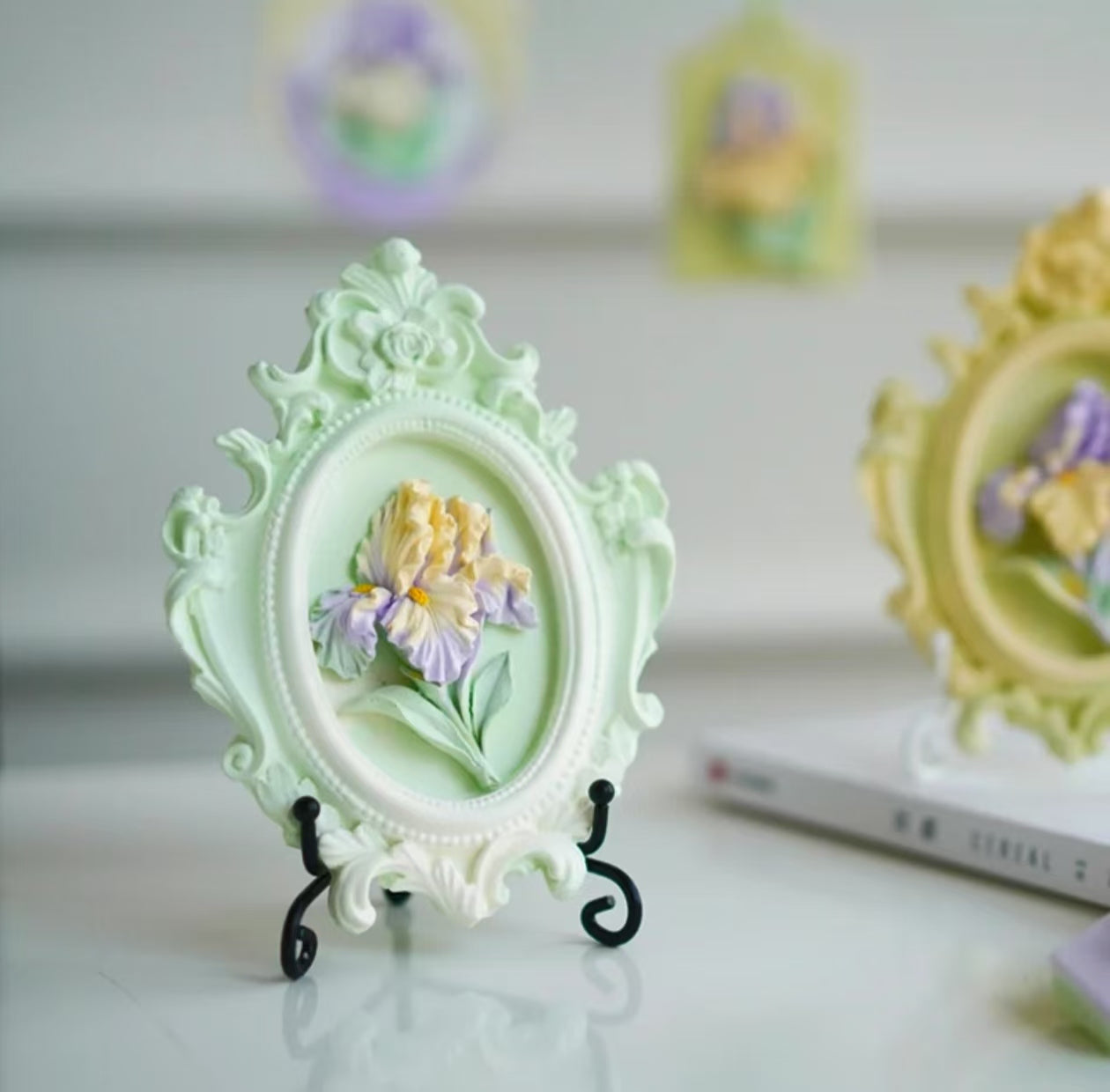 Iris Flower Silicone Mold for DIY Aromatherapy Candles, Fragrance Sachets, and Home Décor