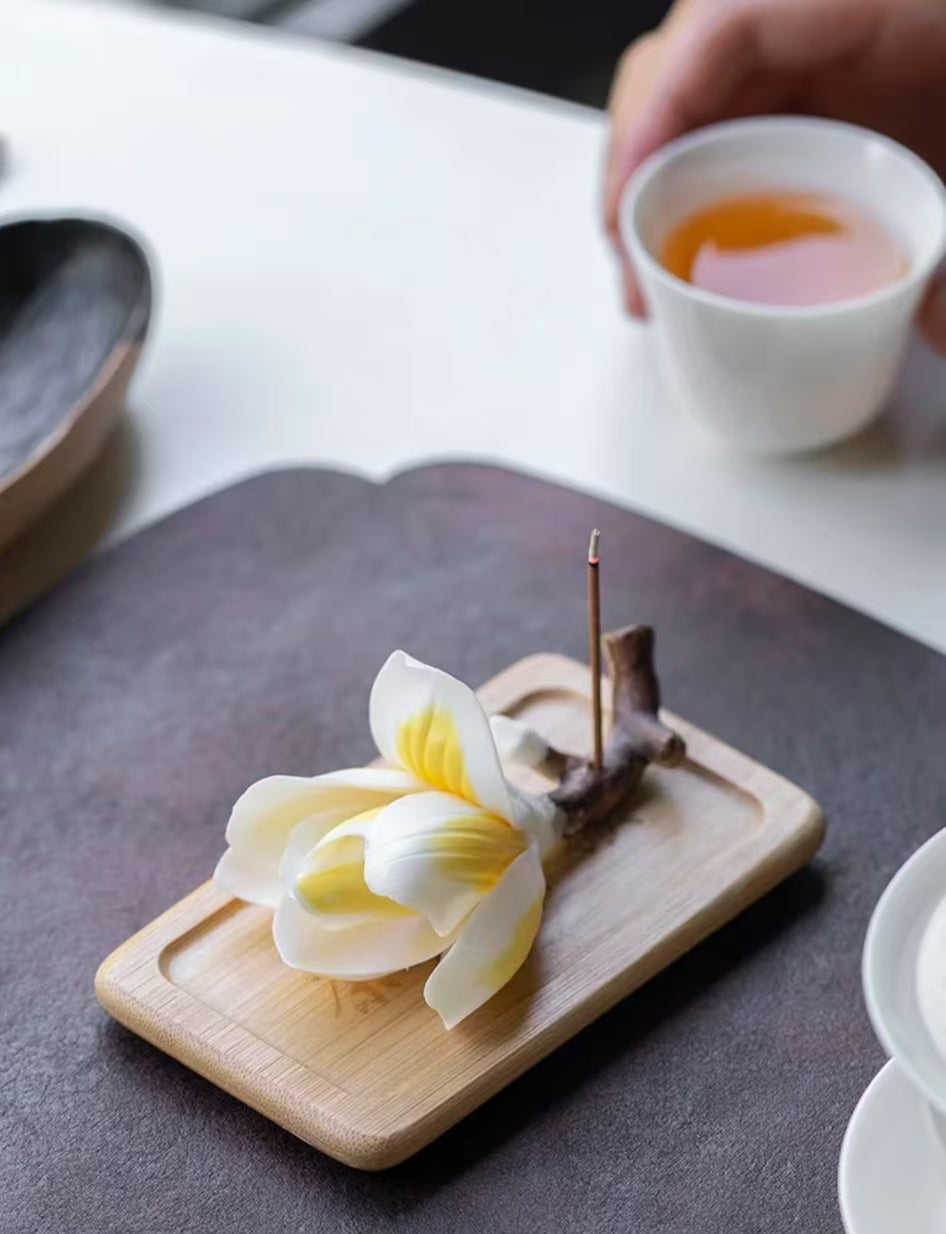 Zhenpin Tang Tea Ceremony · Dapu Incense Stick Holder - Zen Magnolia Ceramic Incense Stand for Home Aromatherapy and Meditation