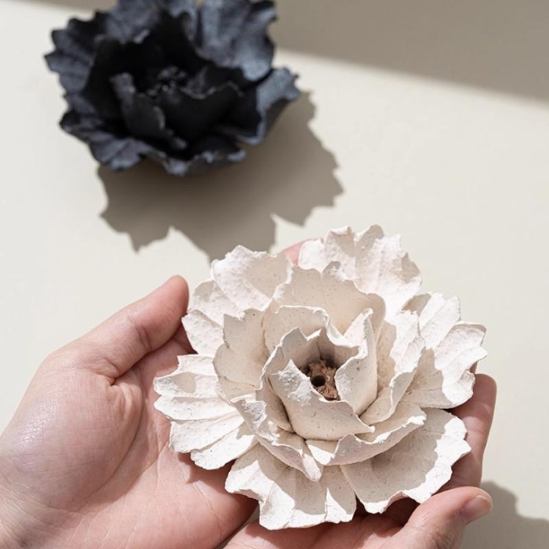 [Hushed Shell],Handmade Ceramic Flower Home Decor, Creative Handcrafted Gift, Artistic Collectible